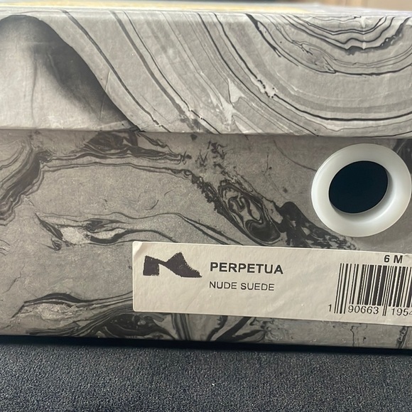 Franco Sarto cream slide sandal block heels 36/6 - Picture 2 of 8